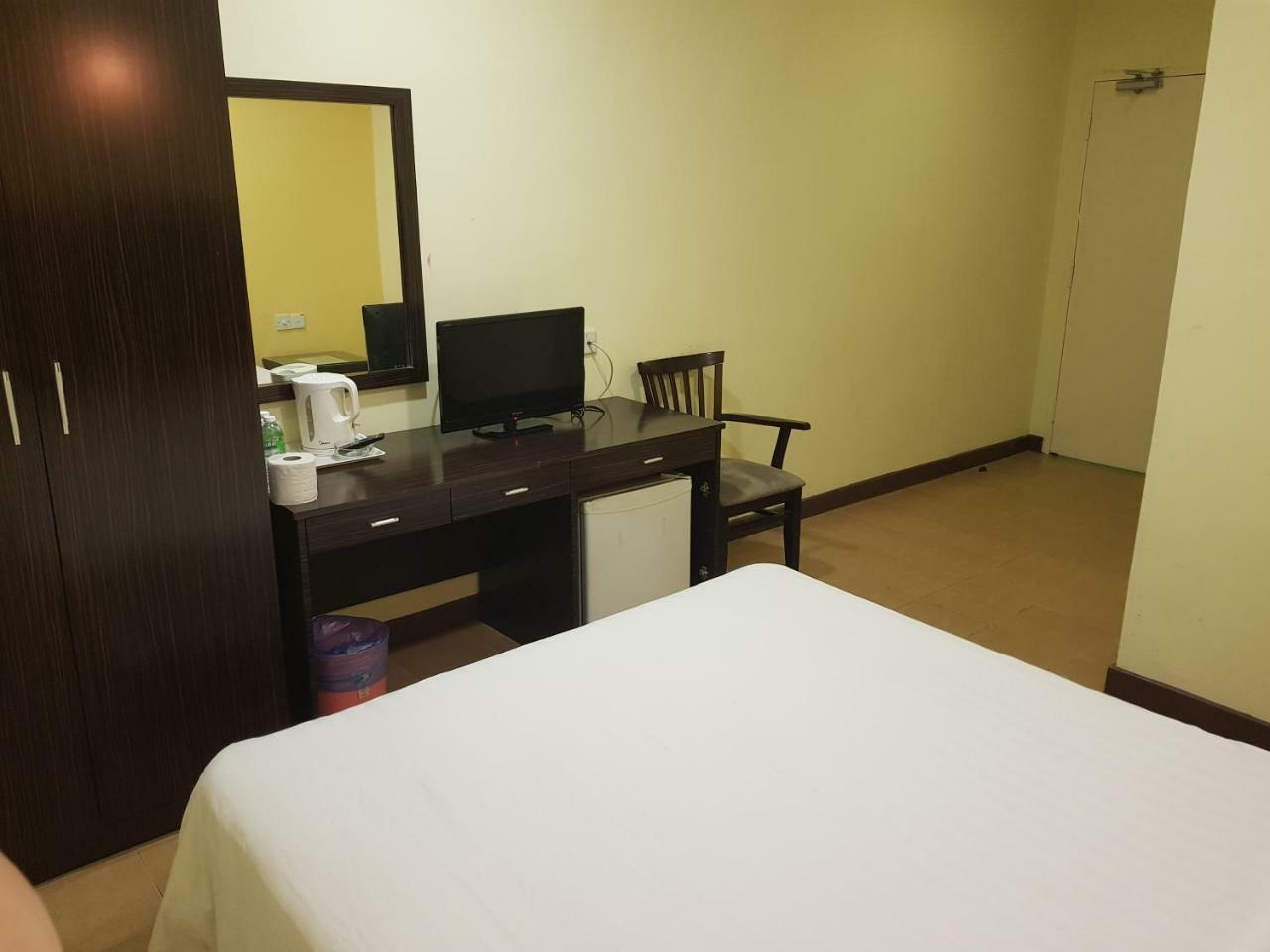 New City Hotel Kajang Buitenkant foto